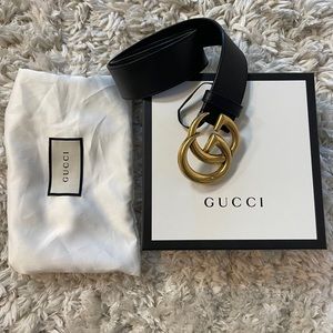 Gucci 1.5” black belt